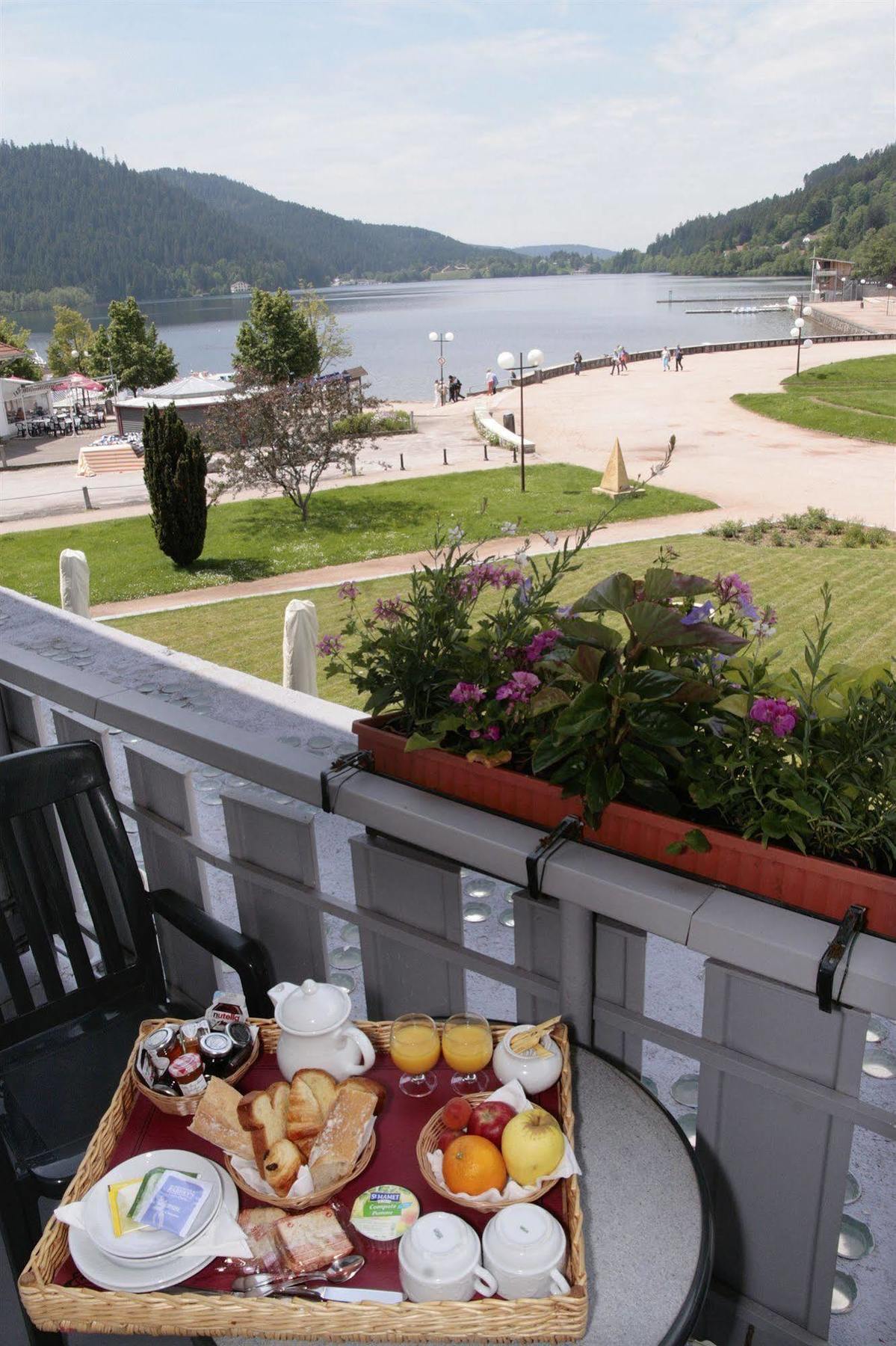 Hotel Beau Rivage Gerardmer Exterior photo